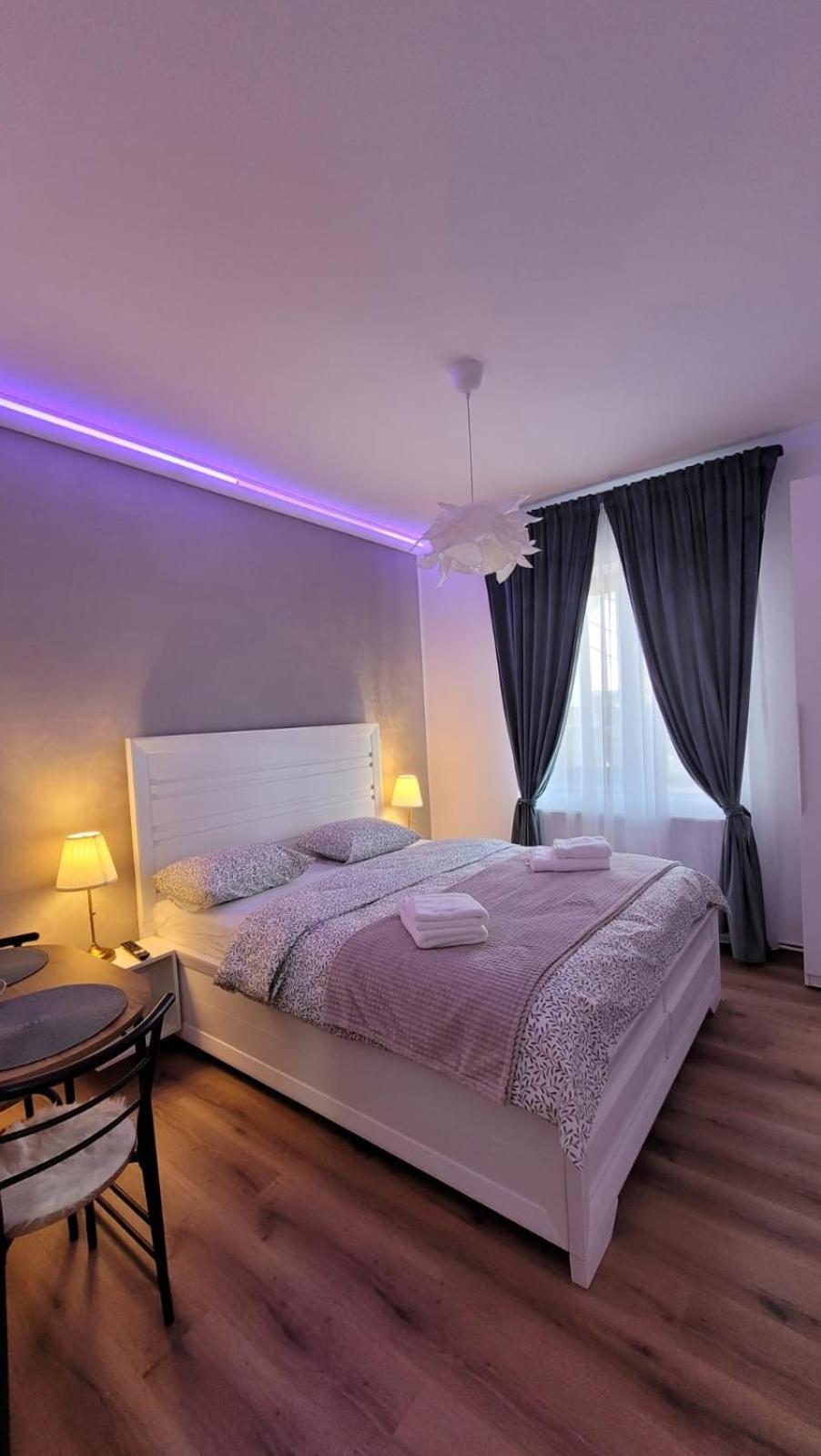 Clar Studio 1 Braşov Buitenkant foto